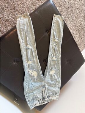 Judy Blue Distressed Stretch Jeans 15/32